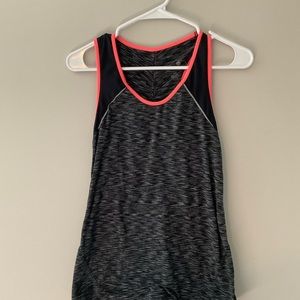 Athletic tank top